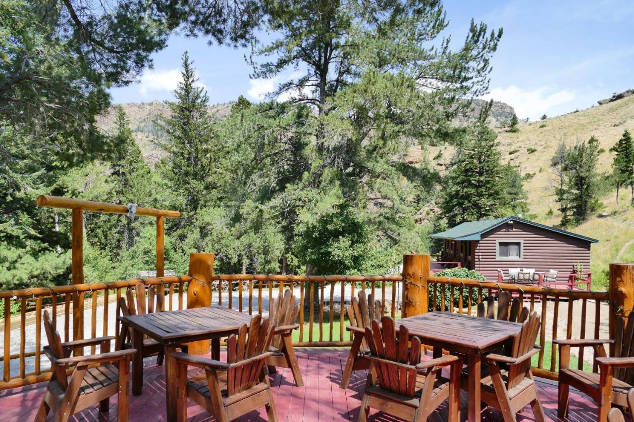 Bill Cody Ranch Hotel Exterior photo