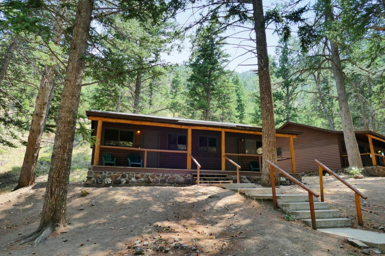 Bill Cody Ranch Hotel Exterior photo