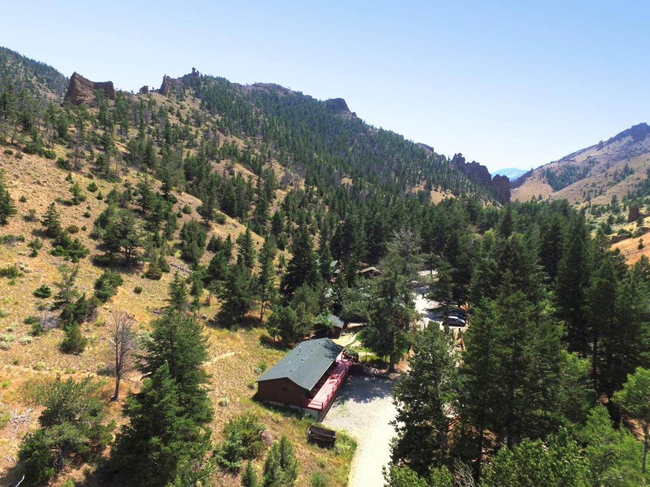 Bill Cody Ranch Hotel Exterior photo